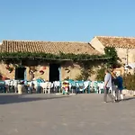 A Due Passi Dal Mare *