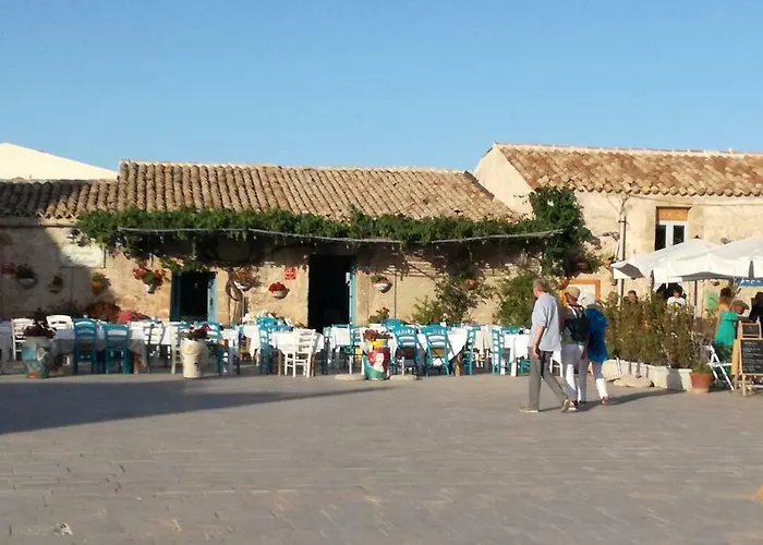 A Due Passi Dal Mare *